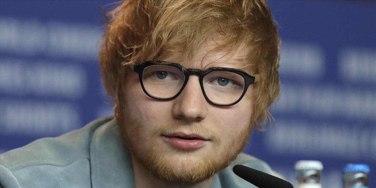 FOTO Ed Sheeran daroval charite model svojej hlavy z Lega