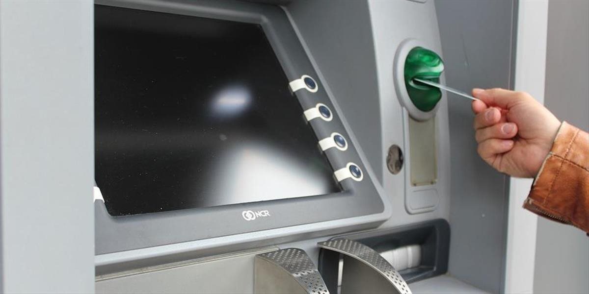 FOTO V Indii sa pokazil bankomat, keď ho technici otvorili, neverili vlastným očiam!