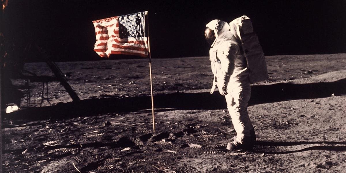 Druhý muž na Mesiaci Buzz Aldrin žaluje svoje deti aj bývalú manažérku