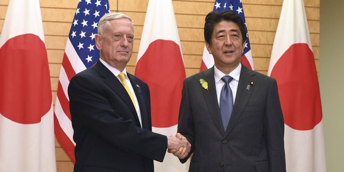 Spoločné vojenské cvičenia Japonska s americkými vojakmi budú pokračovať