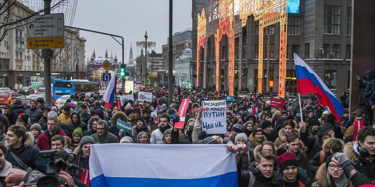 Protesty proti vládnemu návrhu dôchodkovej reformy sa konali v 39 mestách Ruska