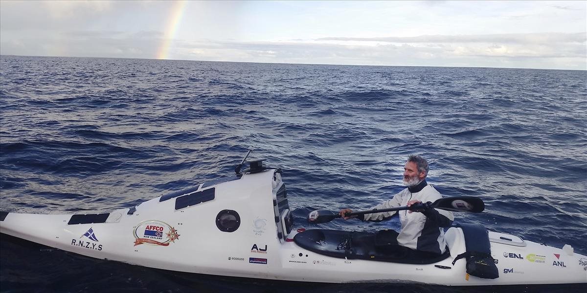 Novozélanďan prvý na svete prekonal na kajaku Tasmanovo more