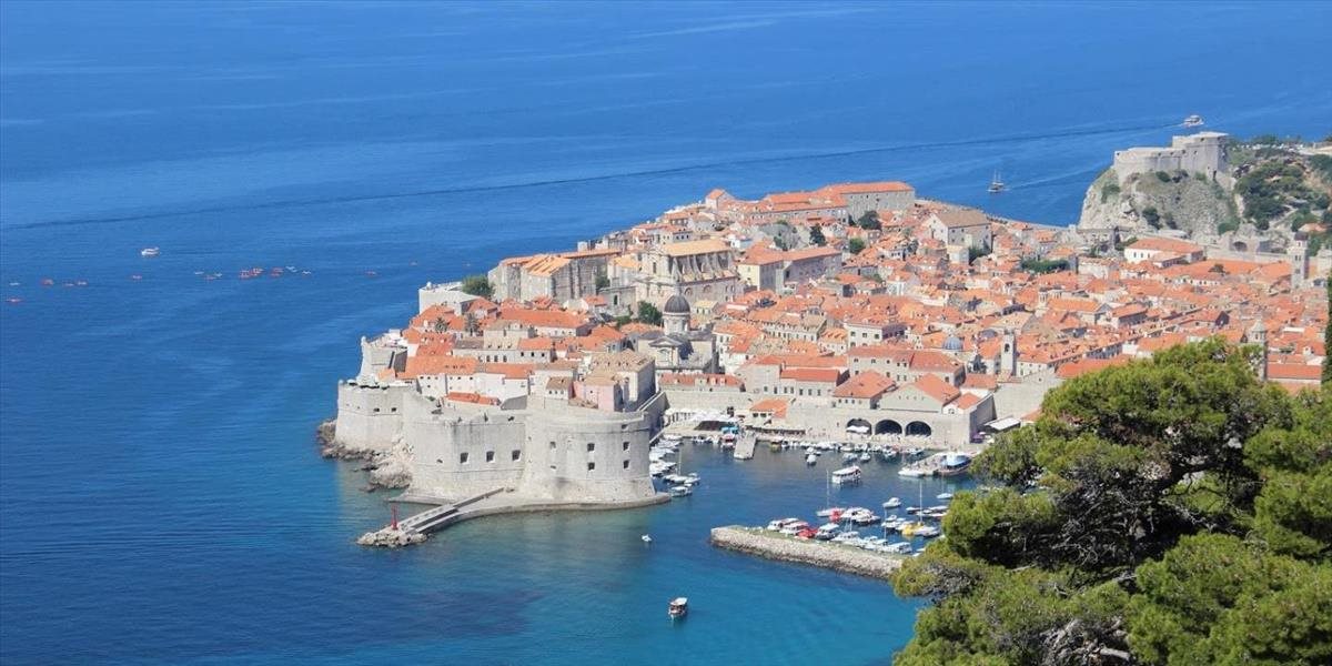 More v Chorvátsku kontaminovali fekálie, platí zákaz kúpania