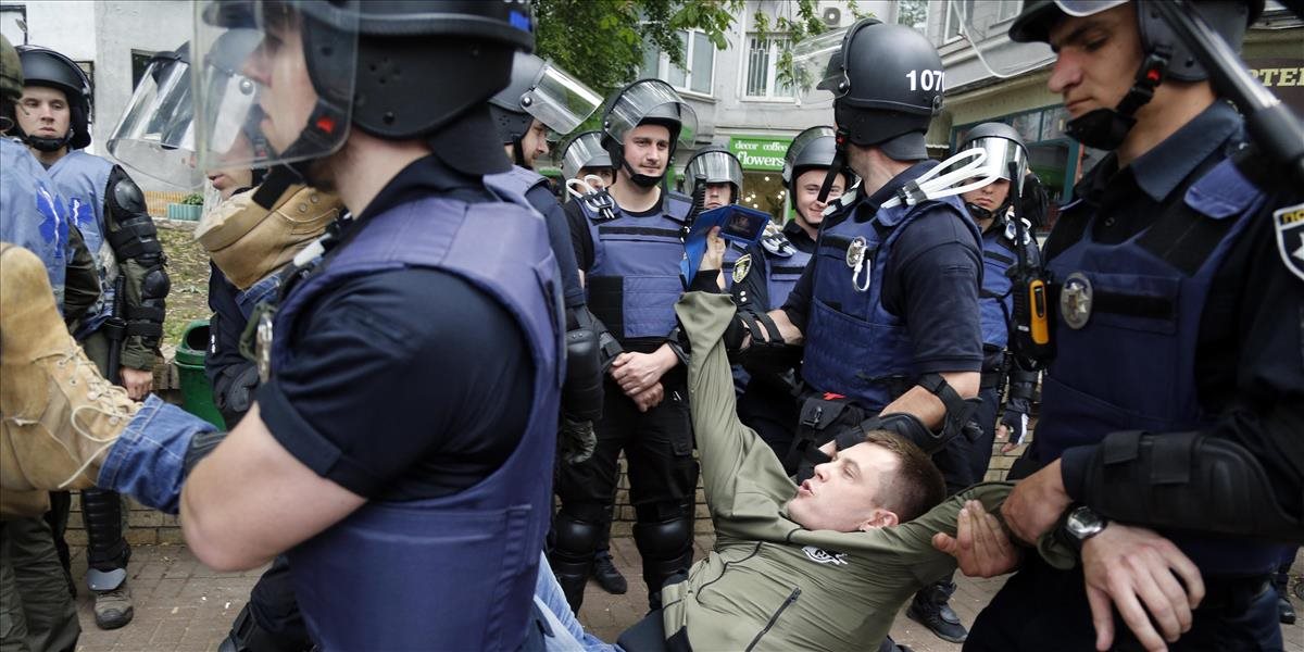 Ukrajinskí policajti masívne odstupujú zo služby