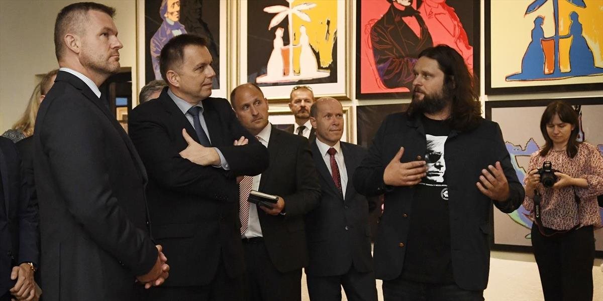 Vláda pridá múzeu Andyho Warhola v Medzilaborciach 100 000 eur