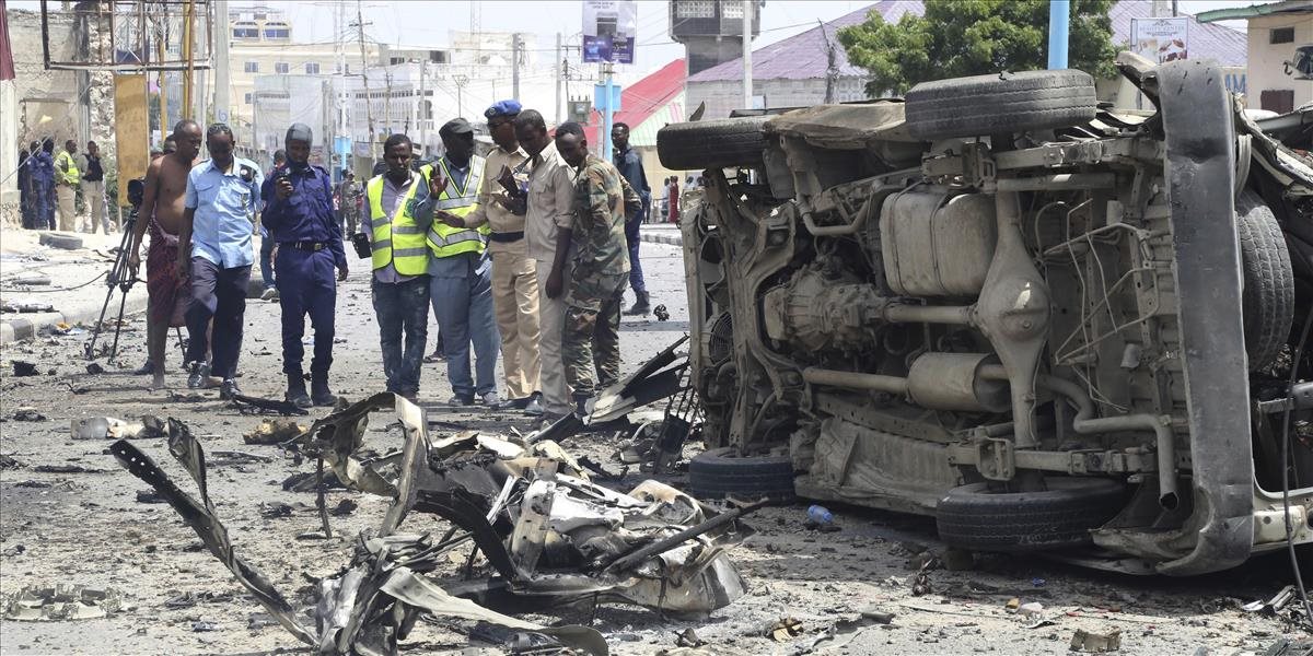 Pri útoku na ministerstvo obrany zahynulo v somálsku najmenej deväť ľudí