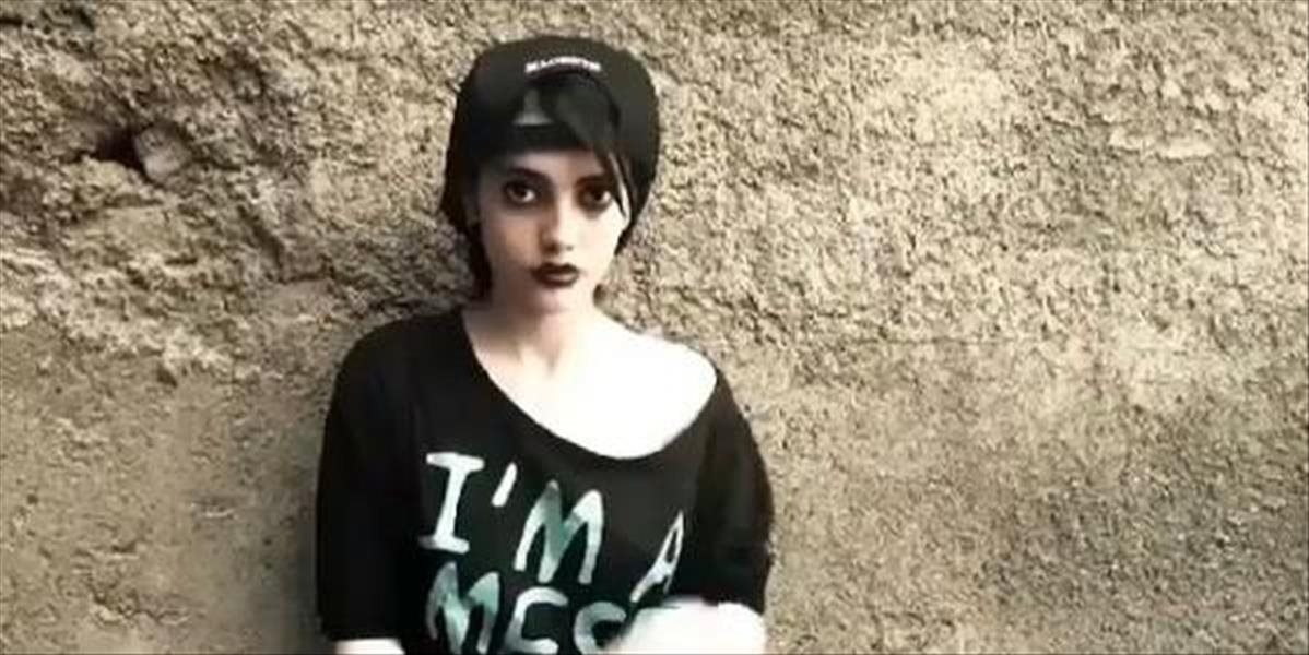 VIDEO Iránske ženy protestujú tancom na podporu tínedžerky, ktorú zatkli za radosť zo života