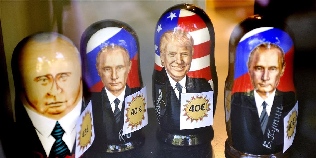 Peskov o prípravách na summit Putina a Trumpa