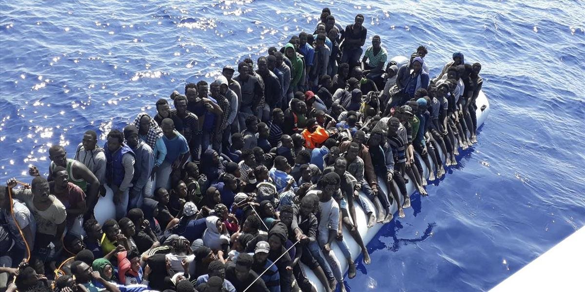 Azyl dostalo už vyše milión migrantov, pôvodných Európanov ubudlo