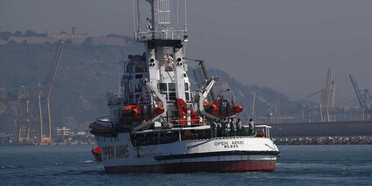 Loď s násilnými migrantmi chce zakotviť v Taliansku, minister vydal rozkaz na zatknutie
