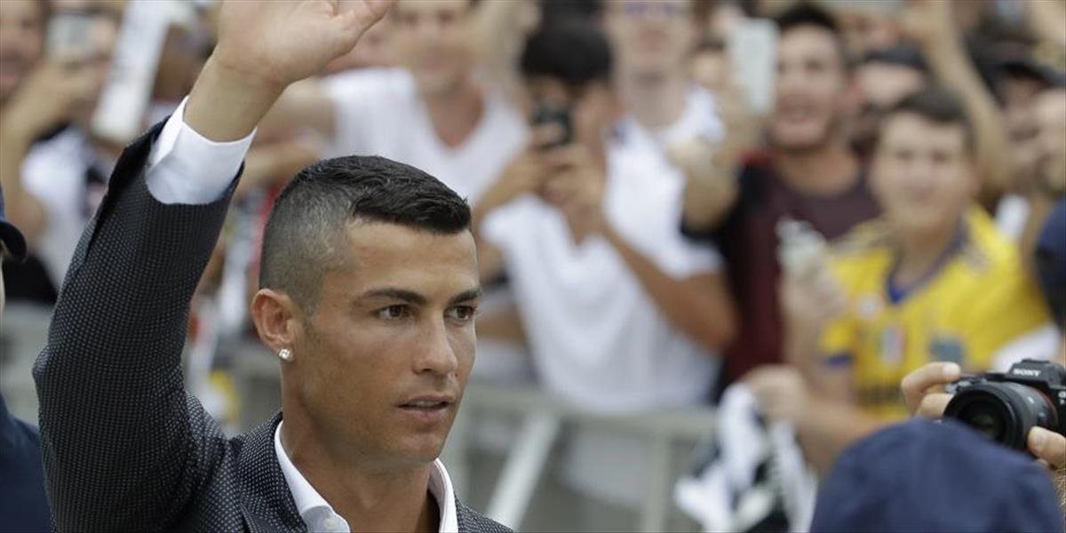 Juventus deň po podpise s Ronaldom predal dresy v objeme 60 mil. eur