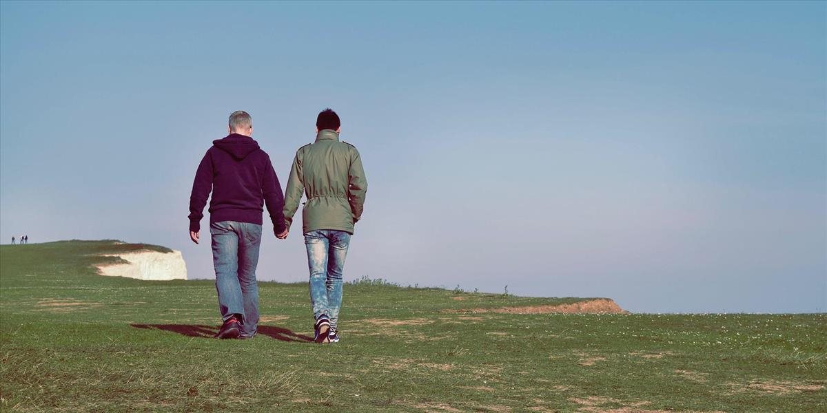 Ústavný súd v Rumunsku potvrdil právo na pobyt homosexuálnemu páru