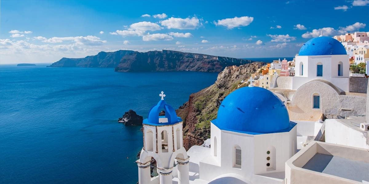 VIDEO Plánujete "fotogenickú" dovolenku? Bielo-modrá kombinácia Santorini vám učaruje