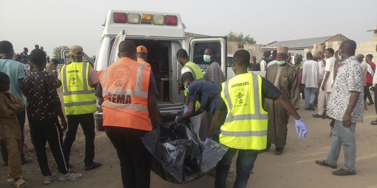 Predpokladaní príslušníci Boko Haram zaútočili na dedinu, zahynulo 18 ľudí