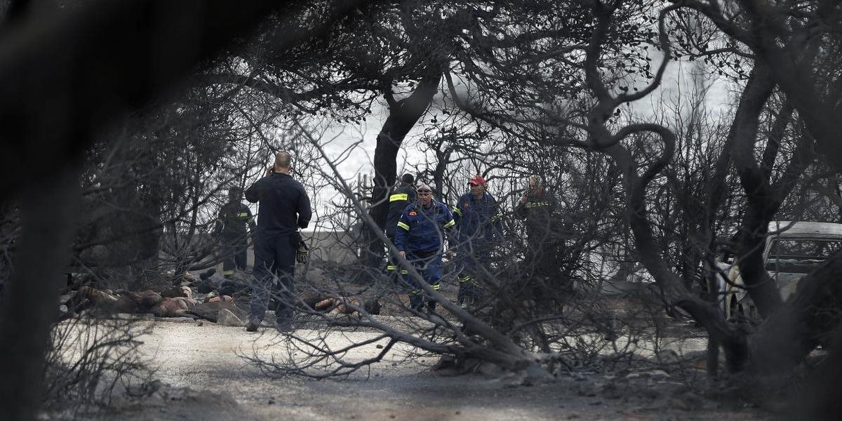 Počet obetí požiarov v okolí Atén sa zvýšil na 81