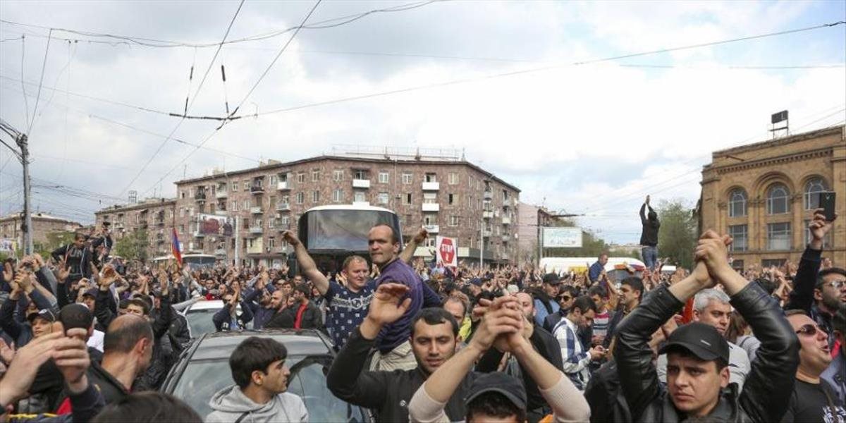 Na Donbase sa začínajú protesty v ukrajinskej armáde z dôvodu meškania platov