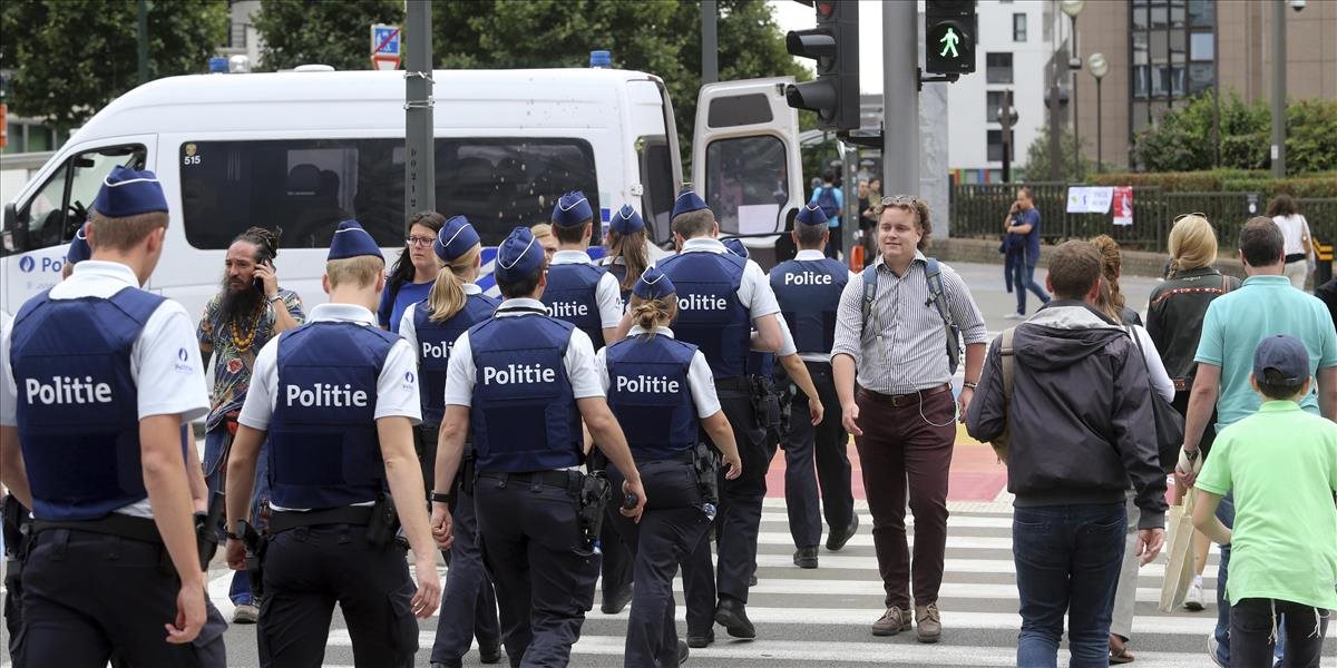Belgicku chýbajú tisíce policajtov, ich prípravu podľa ministra nemožno urýchliť
