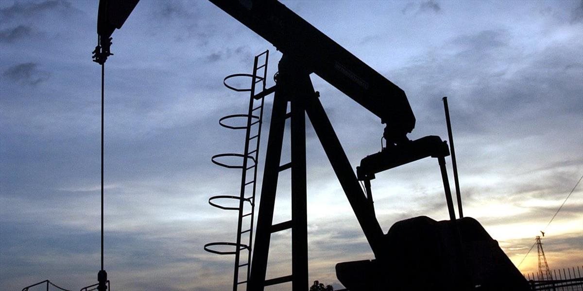 Rusko zvýšilo produkciu ropy na úroveň pred dohodou s OPEC