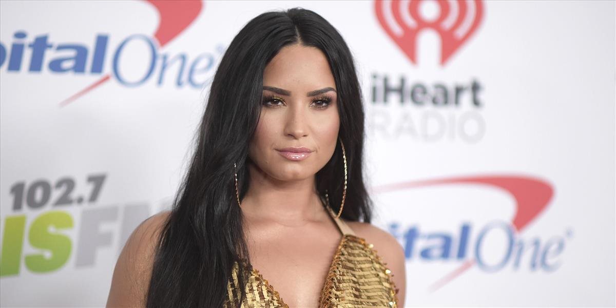 Demi Lovato nastúpi na odvykaciu liečbu