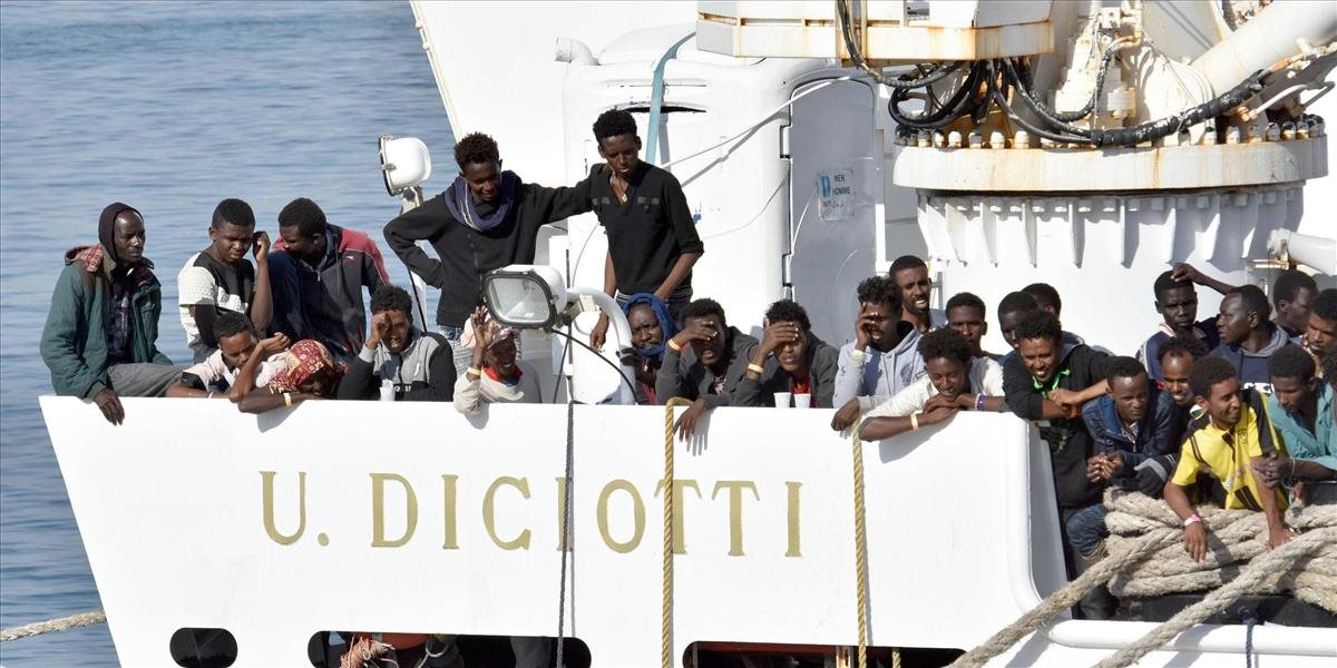 Taliansko: Od januára do konca júla prišlo vyše 18.000 migrantov