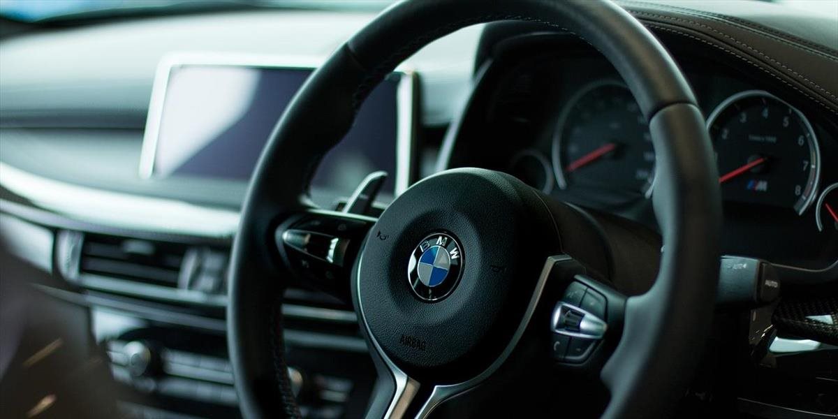 Čínske úrady pozastavili dodávku 400 vozidiel BMW pre problémy s brzdami