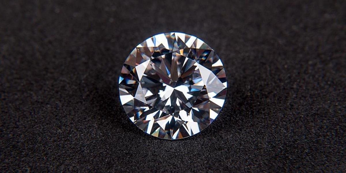 VIDEO V newyorskom klenotníctve takmer ukradli diamant: Takéhoto páchateľa by ste však nikdy nečakali!