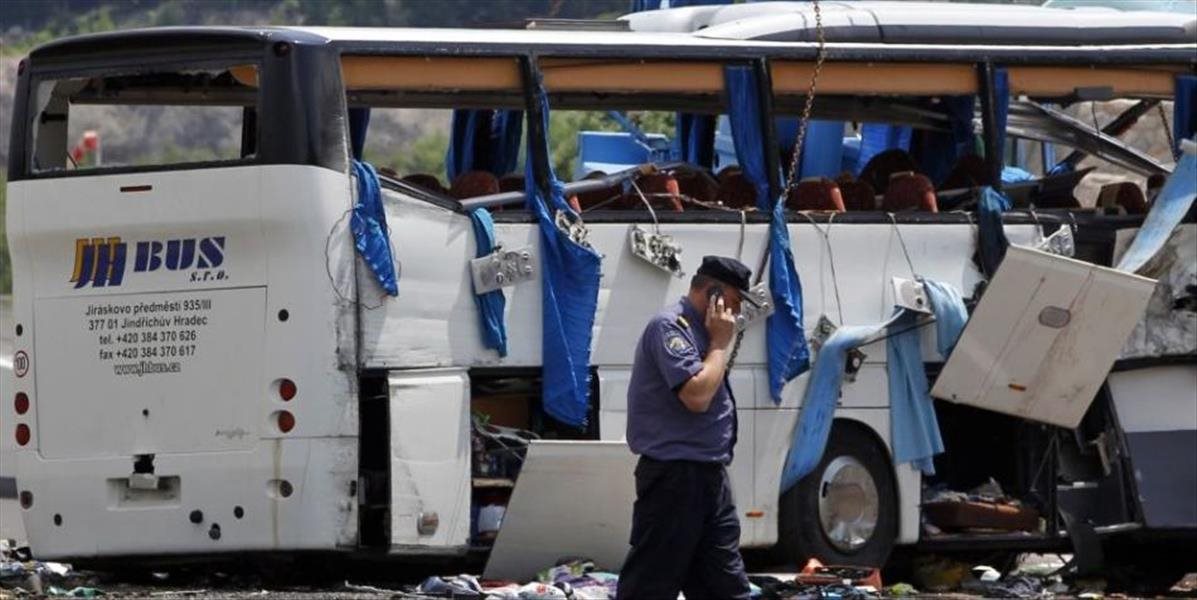 Pri havárii autobusu v Ekvádore zahynulo 23 ľudí