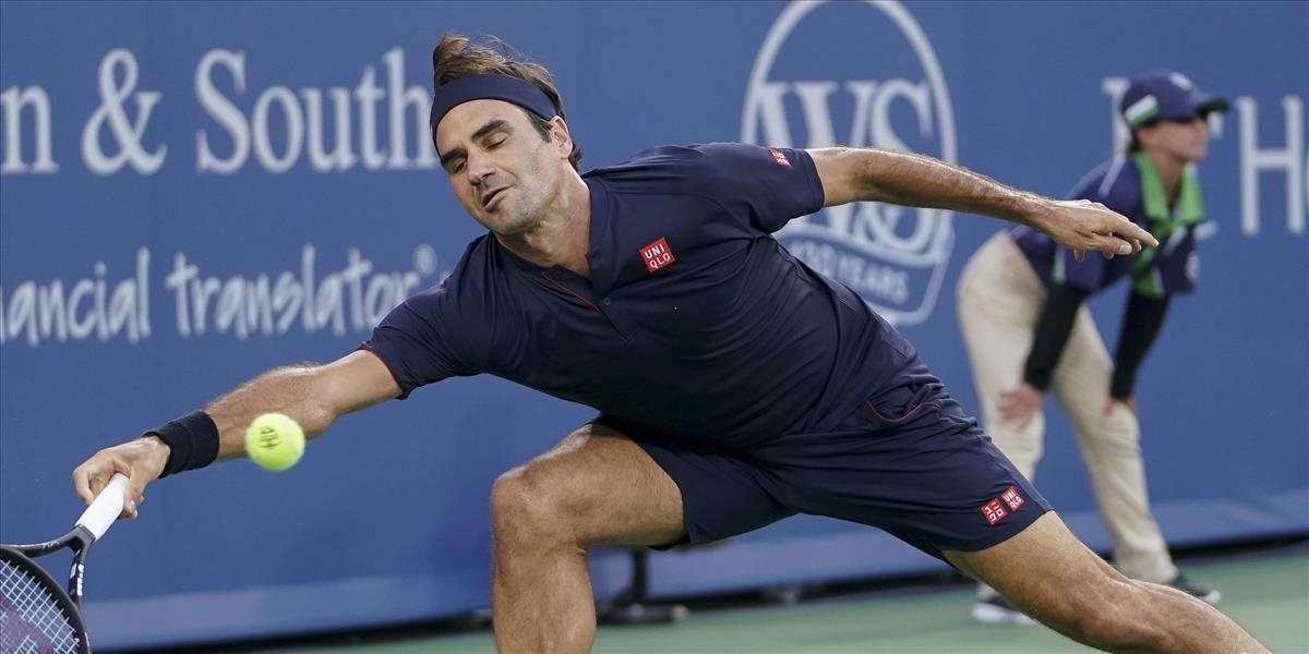 Federer chce viac päťsetových zápasov, tvrdí, že sa plytvá príležitosťami