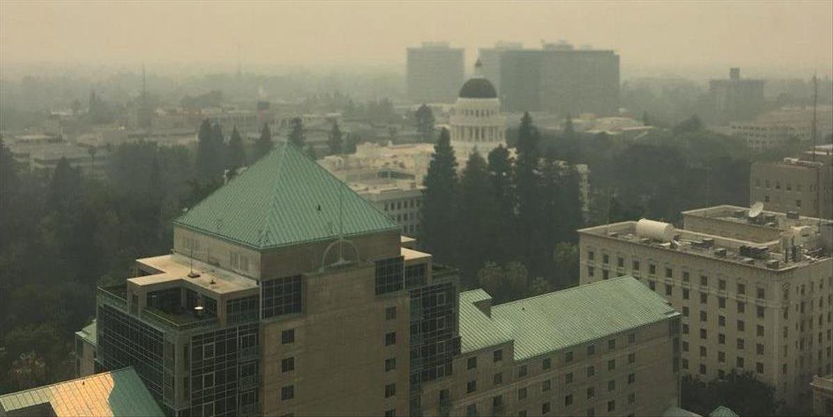 Dym z požiarov v Kalifornii dovialo až do Washingtonu
