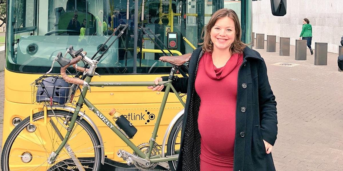 Tehotná ministerka prišla do pôrodnice na bicykli