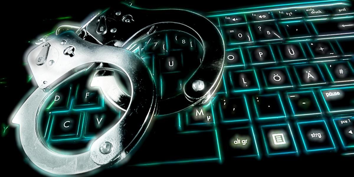 Polícia zatkla hackerov podozrivých z krádeže kryptomien v hodnote 87 miliónov dolárov