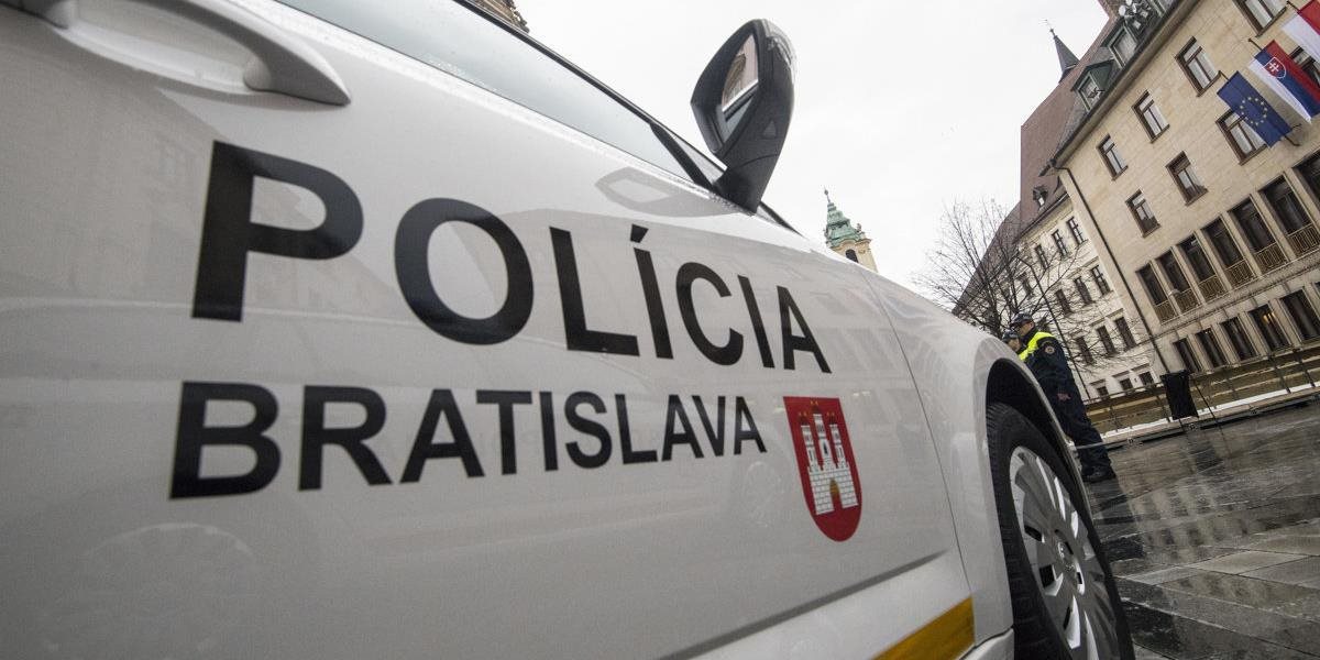Bratislavskí policajti počas víkendu objasnili tri prípady drogovej činnosti