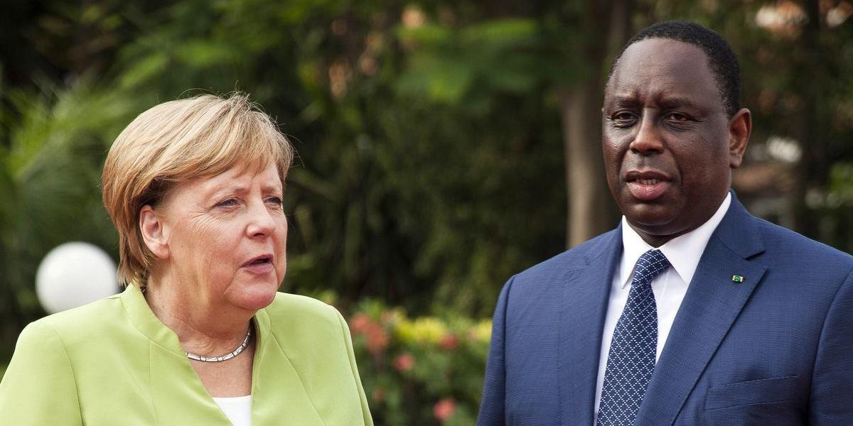 Angela Merkelová začala cestu po Senegale, Ghane a Nigérii