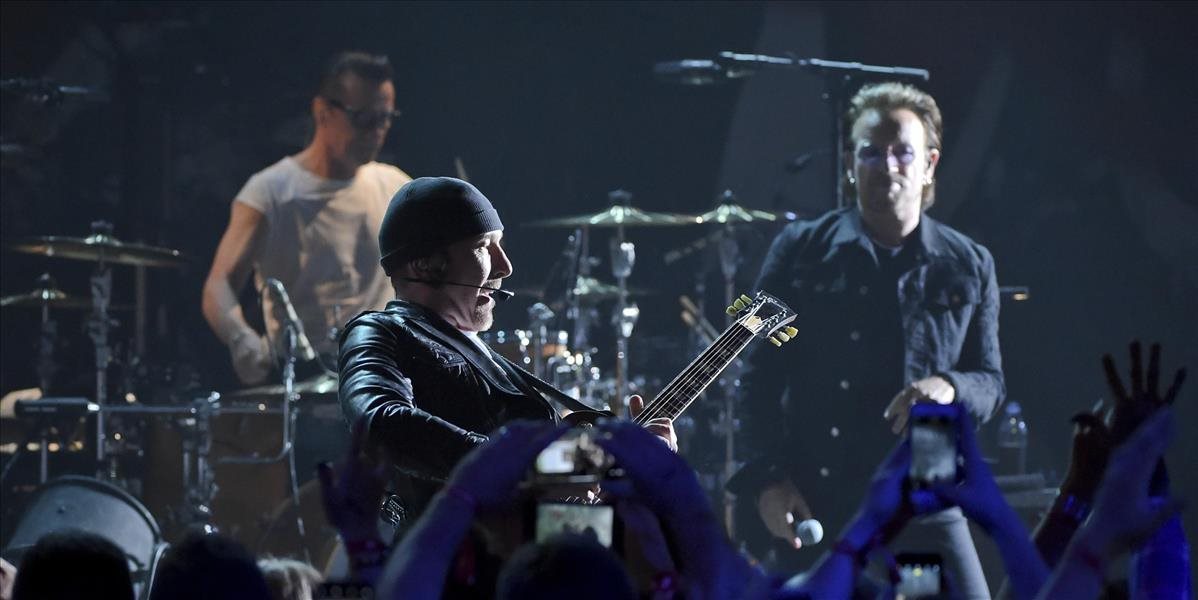 U2 zrušili koncert v Berlíne krátko po začatí: Bono stratil hlas