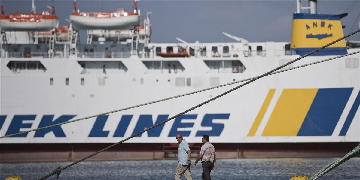 V pondelok nebude v Grécku pre štrajk fungovať trajektová preprava medzi ostrovmi
