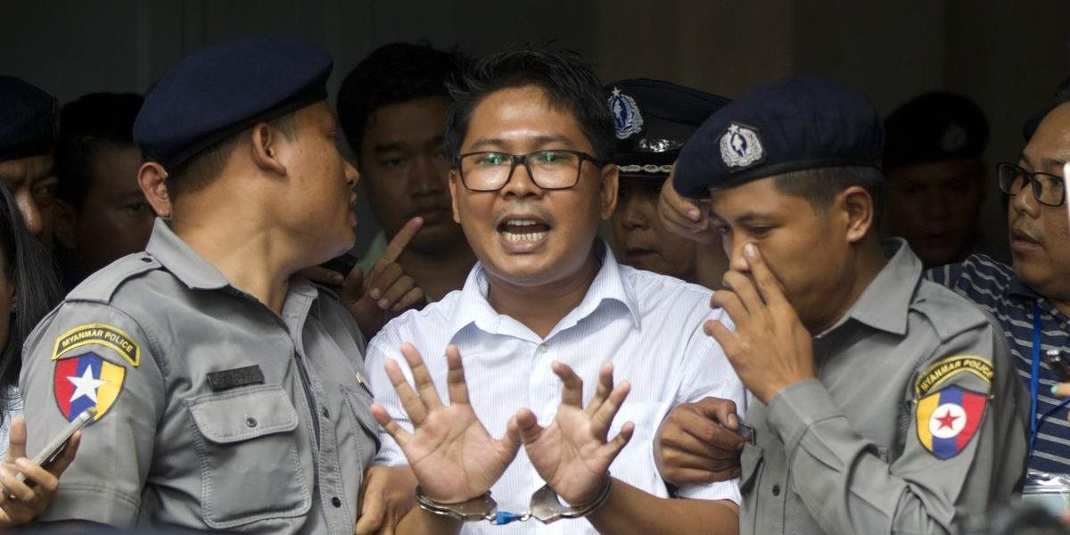 Reportéri agentúry Reuters boli v Mjanmarsku odsúdení na 7 rokov väzenia