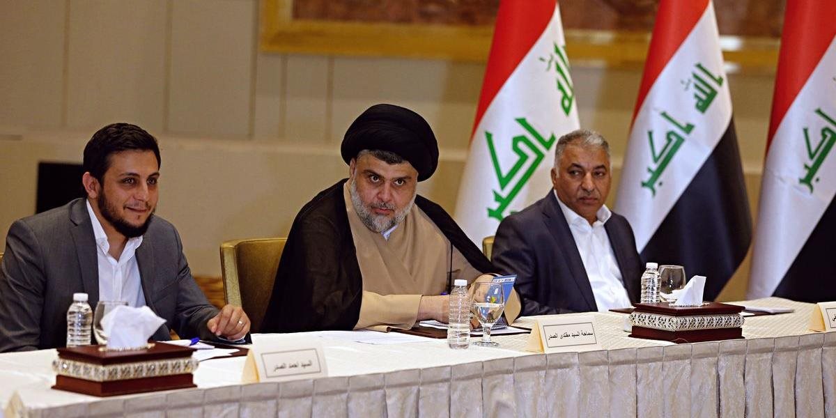 V irackom parlamente vznikli dva bloky, ktoré chcú vytvoriť vládu