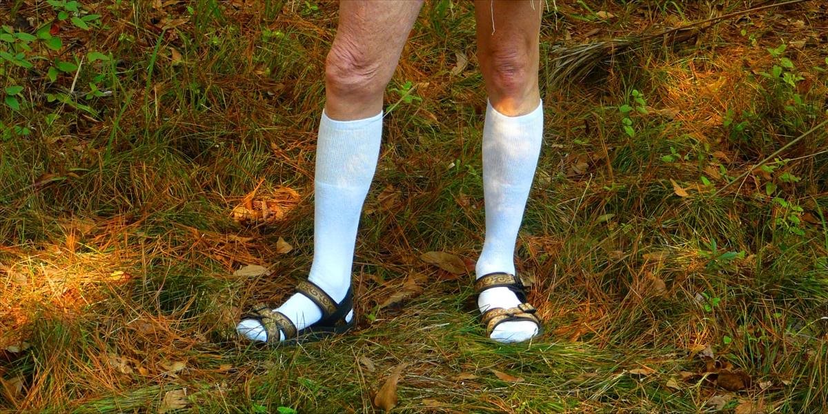 Český fenomén ponožiek v sandáloch sa dostane na zoznam svetového kultúrneho dedičstva UNESCO