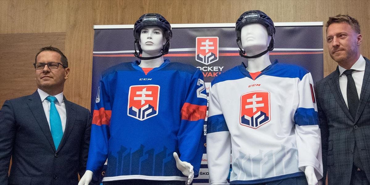 FOTO+VIDEO Toto logo budú mať naši hokejisti na hrudi! Mariána Hossu nový vizuál dresov slovenskej reprezentácie oslovil