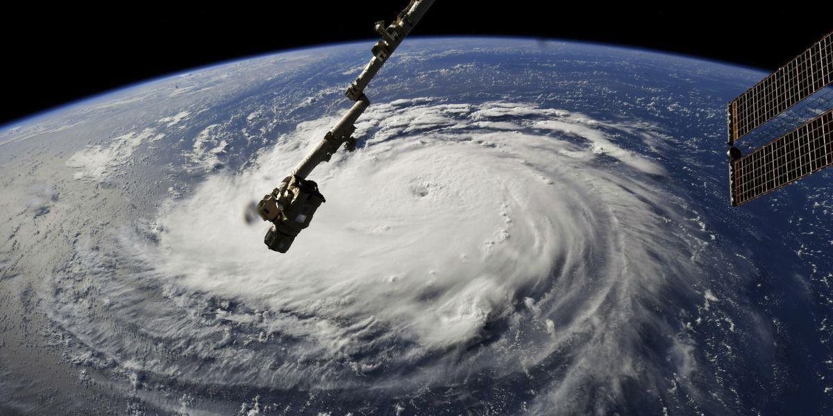 Hurikán Florence zosilnel na 4. kategóriu, úrady nariadili masové evakuácie