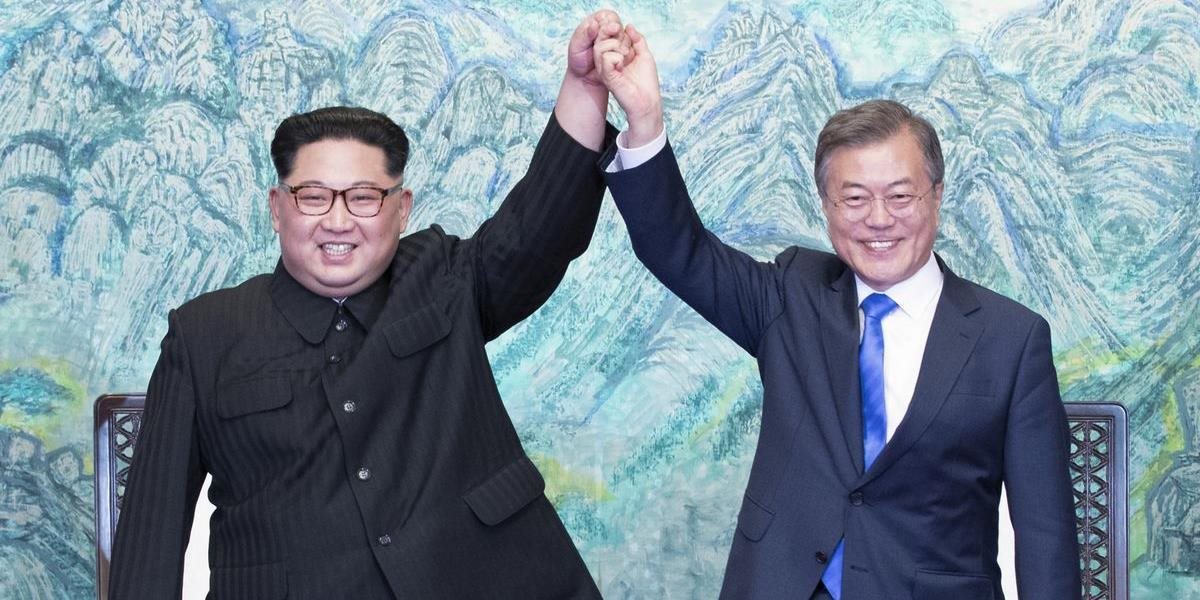 Južná a Severná Kórea budú pred summitom svojich lídrov viesť vojenské rozhovory