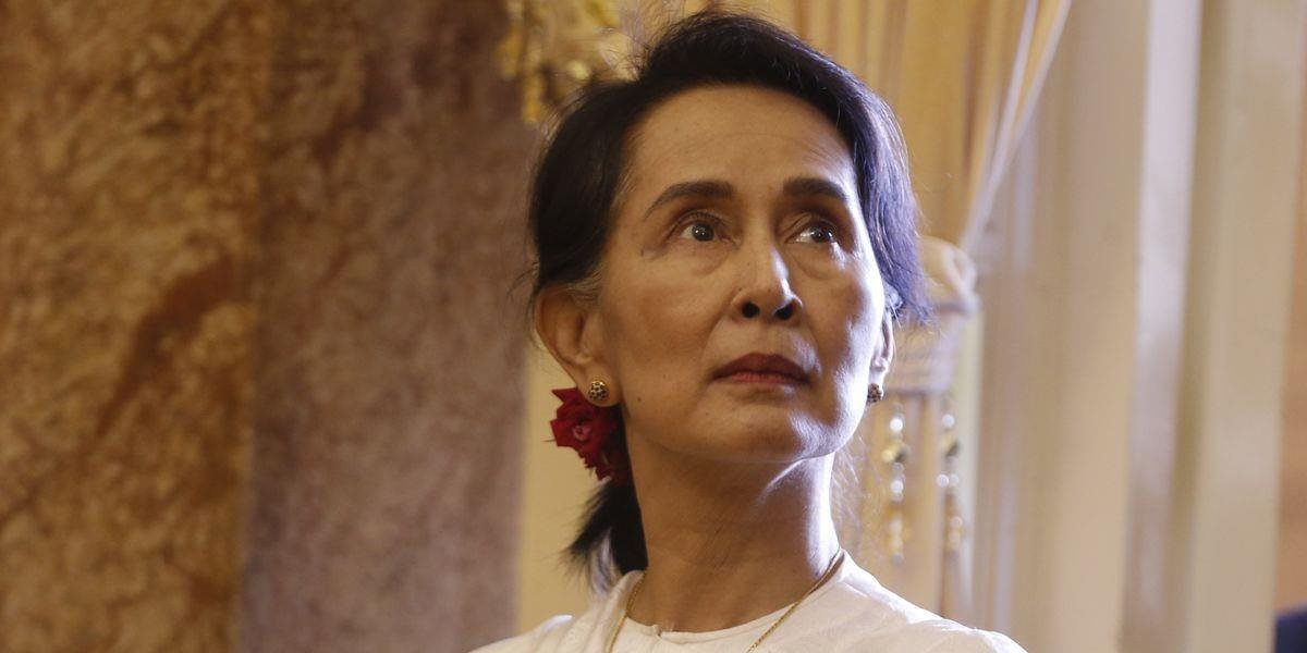 Situáciu s Rohingami sme mohli zvládnuť lepšie, tvrdí líderka Su Ťij