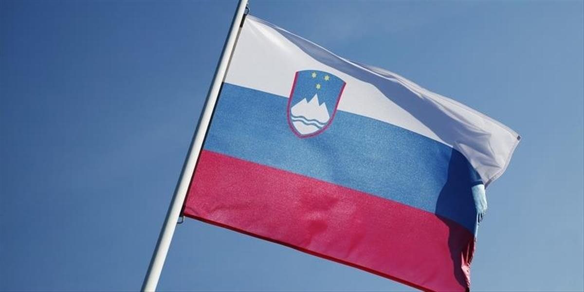 Parlament v Slovinsku schválil menšinovú vládu Marjana Šarca