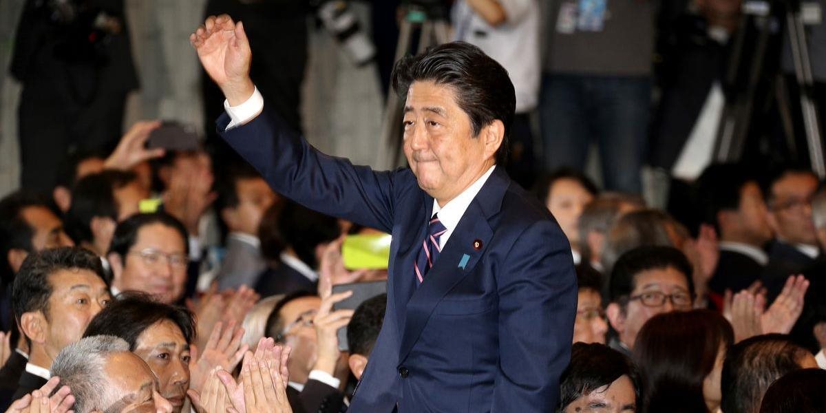 Šinzó Abe bol znovuzvolený za predsedu Liberálnodemokratickej strany