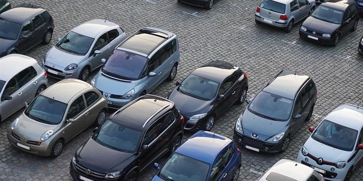 Parkovaciu politiku by podľa J. Drobu malo spúšťať nové zastupiteľstvo