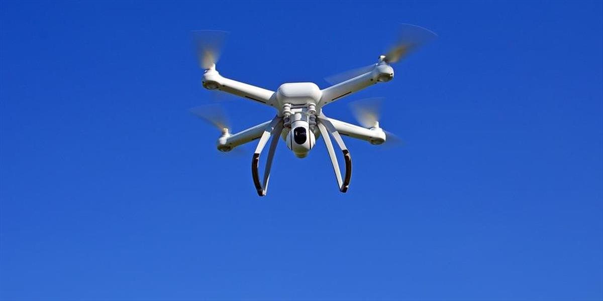 V Dánsku zatkli dve osoby podozrivé z nákupu dronov pre Islamský štát