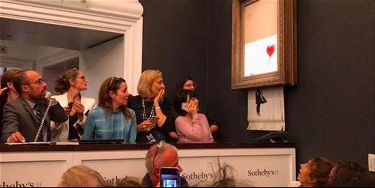 VIDEO Umelec Banksy zničil svoj obraz po predaji na dražbe vo výške 1,1 milióna dolárov