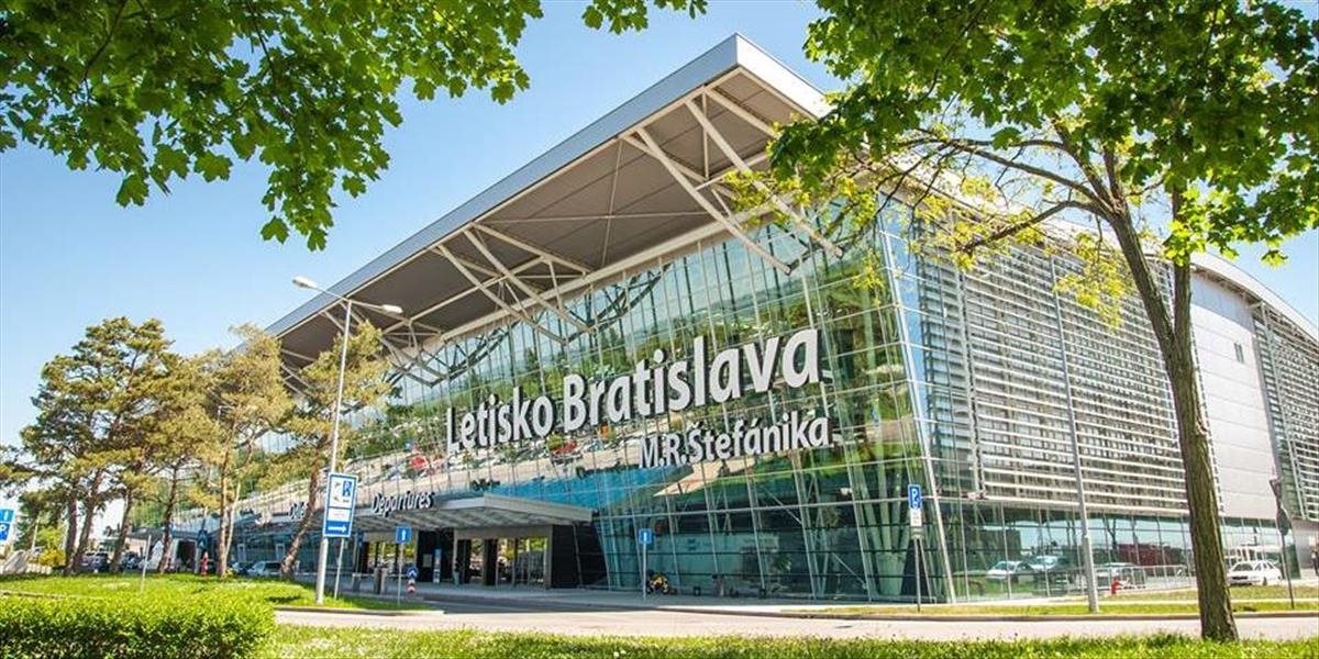Bratislavské letisko vybavilo v septembri rekordný počet ľudí: Toľkoto cestujúcich ním prešlo