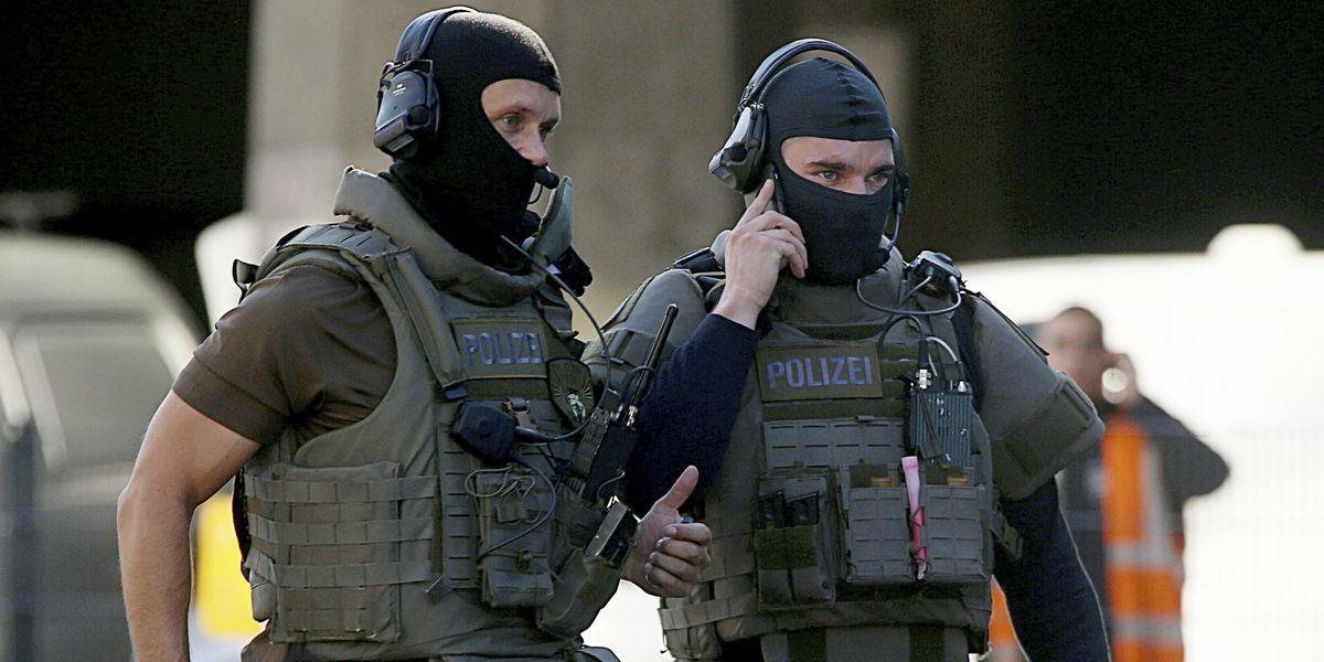Teroristi v Nemecku plánovali masívny útok: Bezpečnostné zložky však zámery IS odhalili