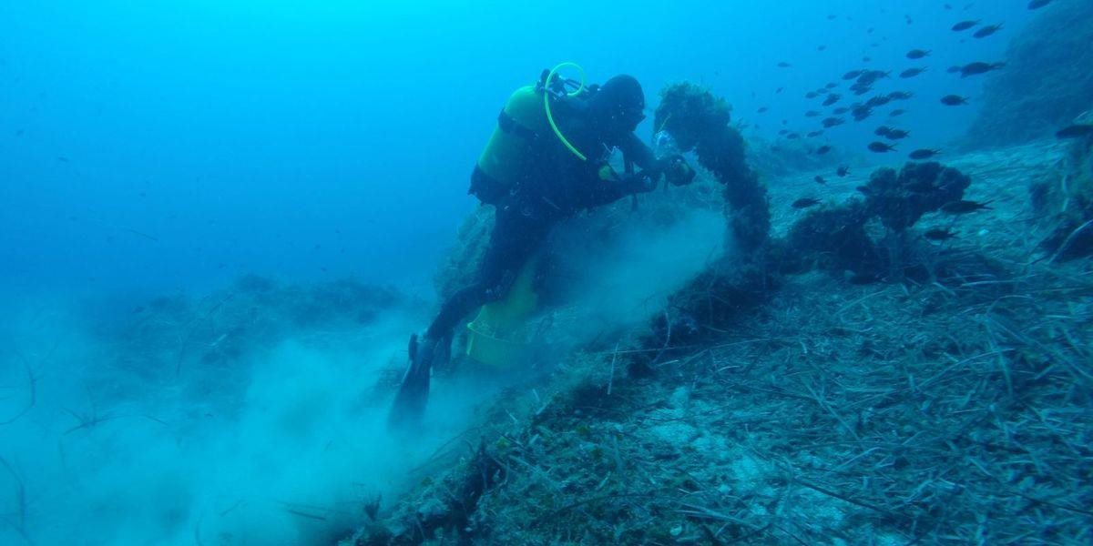 VIDEO Bulharskí výskumníci objavili poklad: Neďaleko pobrežia našli najstarší plne zachovaný vrak lode